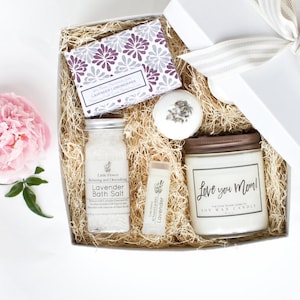 Personalized Luxury Lavender Gift box - spa gift box for women, gifts for mom, personalized gifts for mom, luxury home spa day, self care