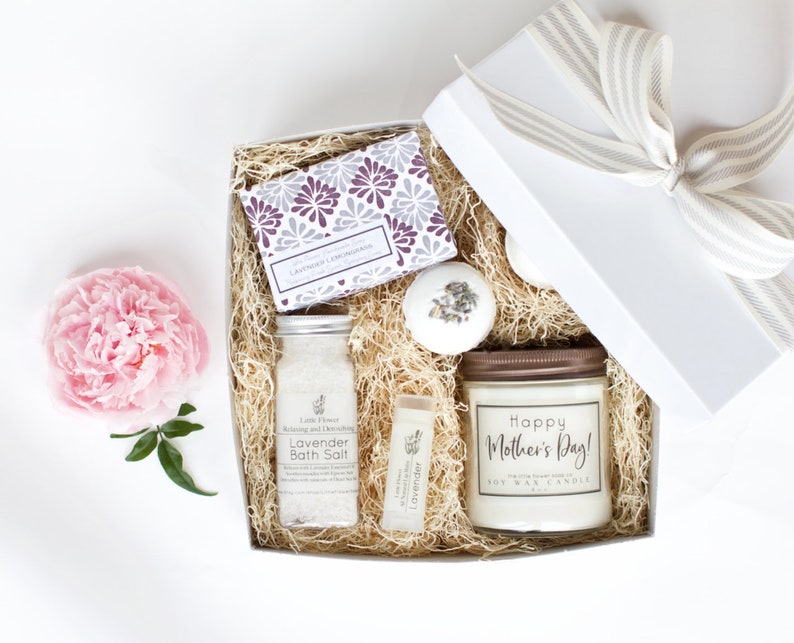 Mothers Day Candle and Soap Gift Basket, Personalized Mom Gift from daughter son baby for Mother in Law mother and son gift ideas box image 2