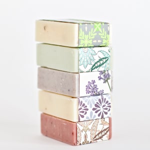 Unique gift for mom - Handmade Soap Gift 5 bar set Homemade Natural essential oil artisan handcrafted soap thoughtful gifts