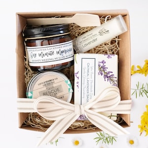 Garden Gift- Garden of Her Own Gift Basket - Mother&#39;s Day Gardener Gift set