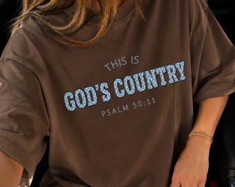 クリスチャン PNG シャツ デザイン バンドル、This is Gods Country 水玉シャツ PNG、カントリー フェイス シャツ デザイン、クリスチャン グラフィック T シャツ PNG、コケット