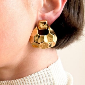 Vintage 1980s Gold Faceted Door Knocker Earrings