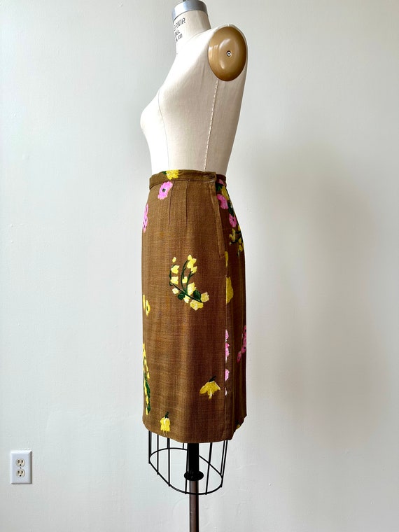 Vintage 1960s Floral Linen Pencil Skirt | 26” Wai… - image 2