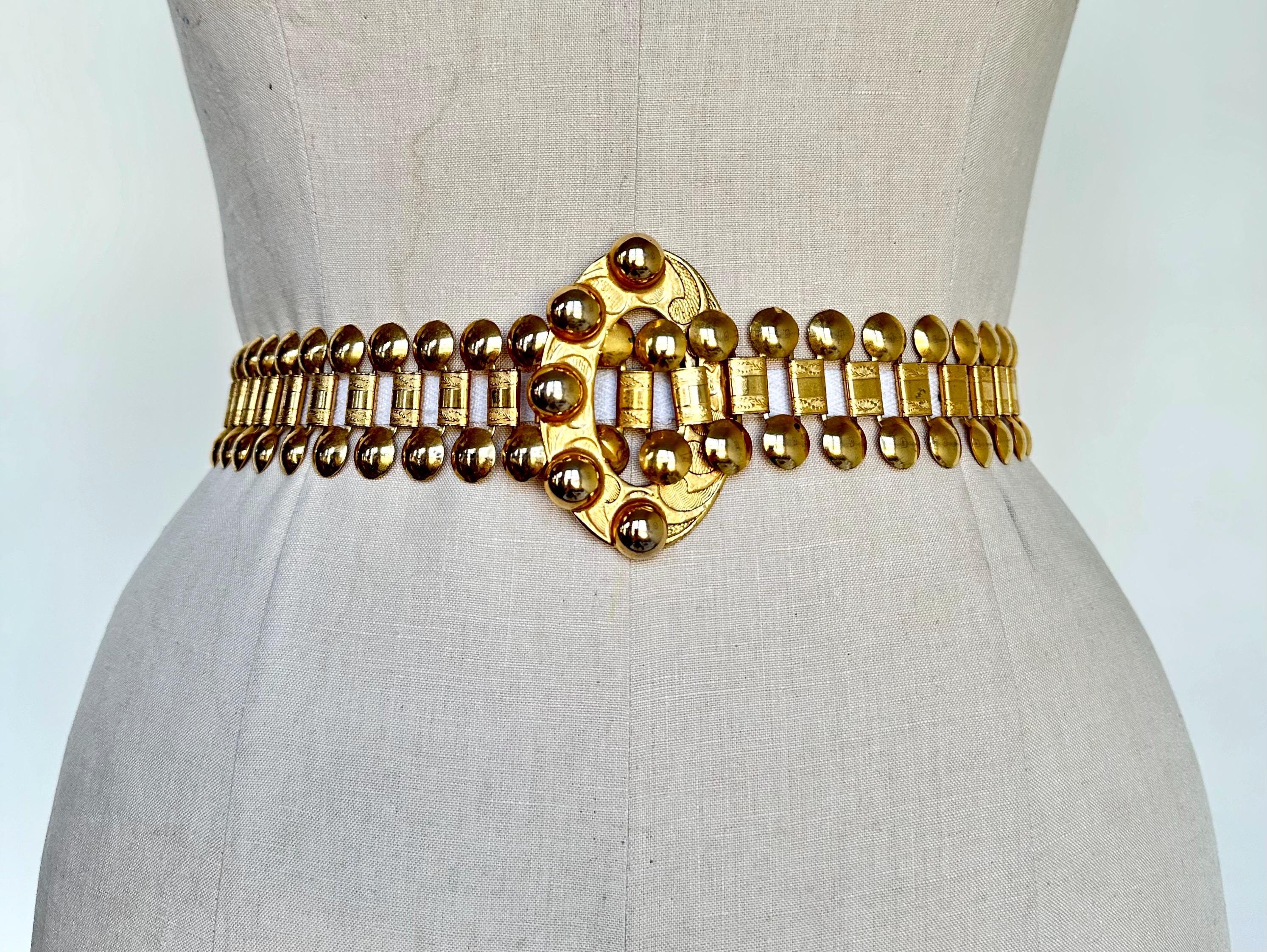 Vintage 1960s Gold Metal Links Belt | Adjustable up to 34 