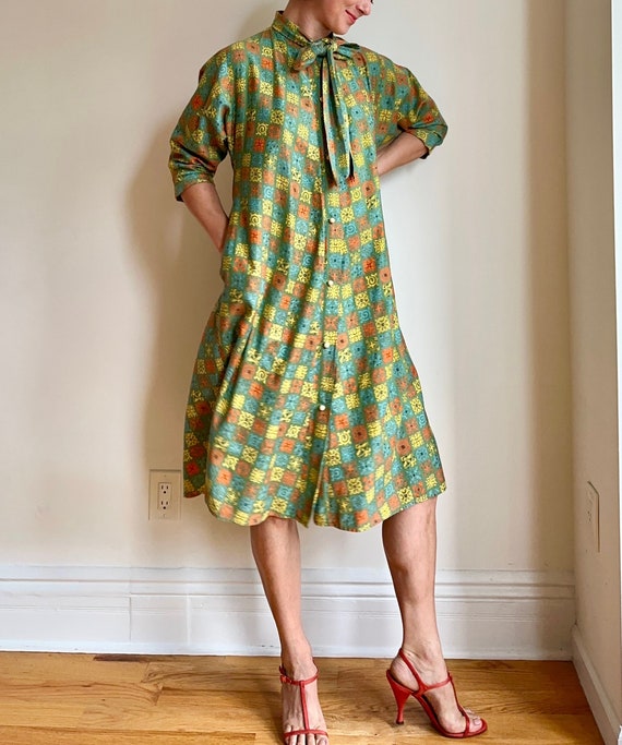 green emerald velvet dress I.H.F Long Pleated Trapeze Dress with Shoulder Cape