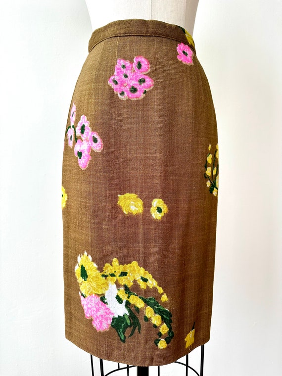 Vintage 1960s Floral Linen Pencil Skirt | 26” Wai… - image 4