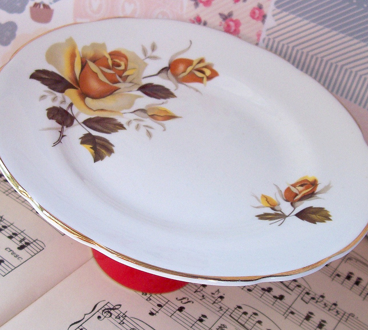 Red Cupcake Stand Floral High Tea Candy Buffet Table Afternoon Etsy