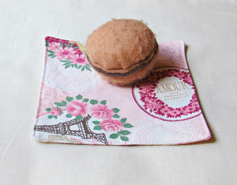 Reusable Pink Fabric Coasters Cocktail Napkin Set Cloth French Paris Doilies Napery Shabby Chic Bird Cage Picnic Foodie Gift Eco-Friendly