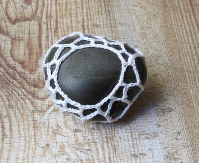 Crochet Lace Stone Paperweight Ornament Wedding Table Rock Cozy Pattern Weight Sewing White Doily Decoration Homewares Decor Gift image 5