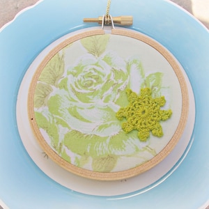 Green Rose Embroidery Hoop Ornament: Shabby Chic Holiday Decor