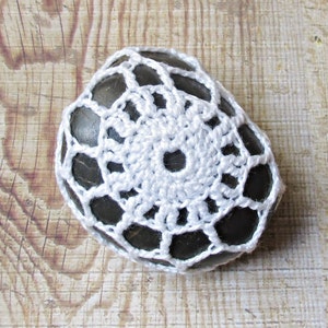 Crochet Lace Stone Paperweight Ornament Wedding Table Rock Cozy Pattern Weight Sewing White Doily Decoration Homewares Decor Gift image 1