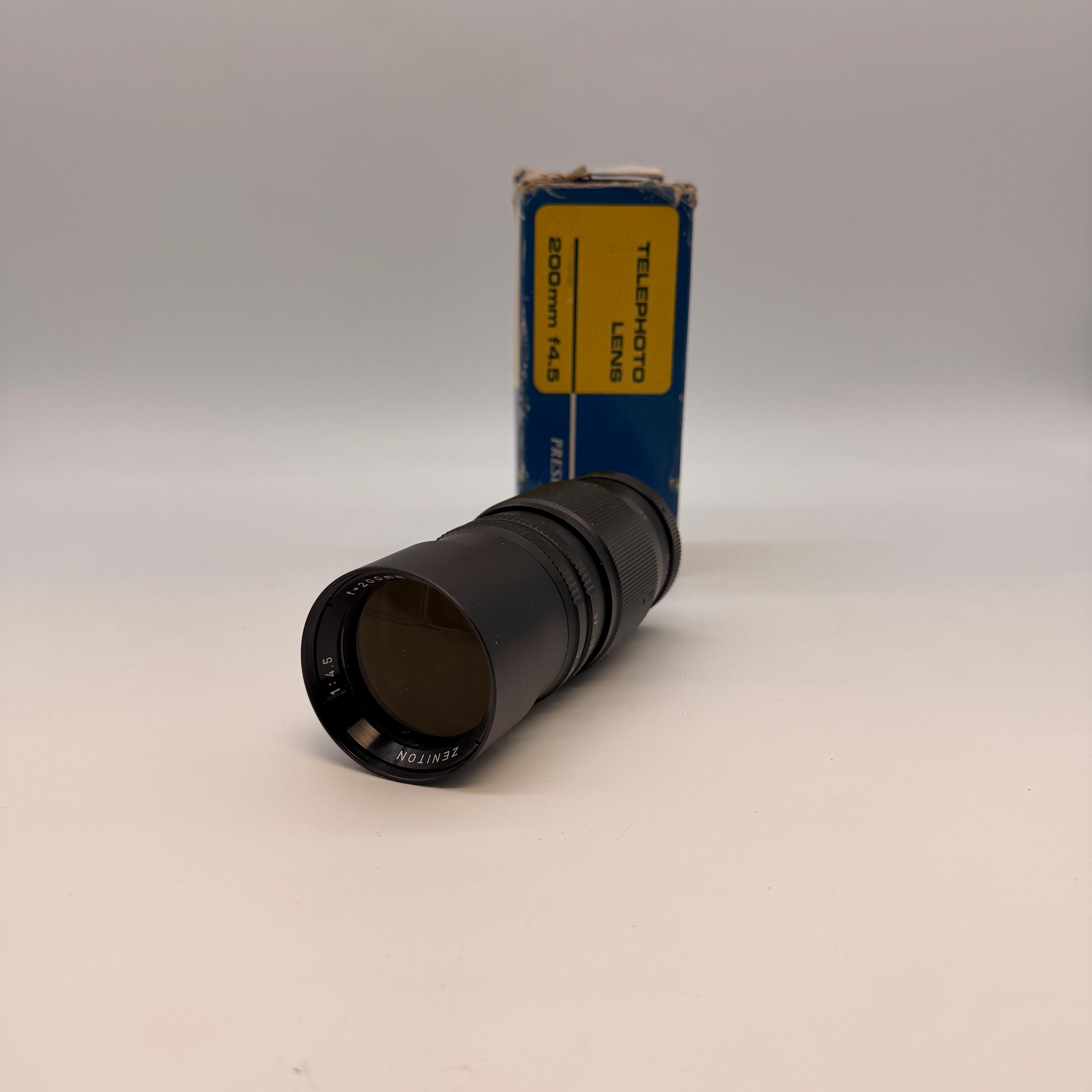 200mm f/4 レンズ Tokyo Kogaku UV Topcor 200mm f/4 Lens With Original Case And Lens