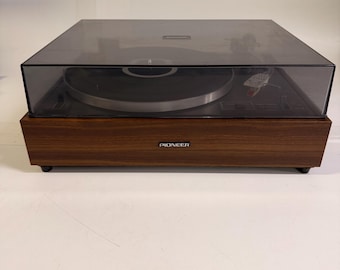 Tocadiscos Pioneer PL-12D II de estilo vintage con transmisión por correa, fabricado en Japón. Sin aranceles para compradores estadounidenses: nosotros nos encargamos de ello.