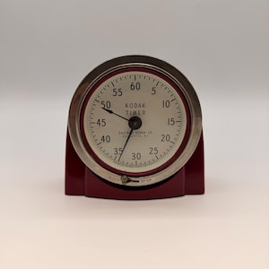 Vintage Kodak doka-timer rood mechanisch bakeliet fotografietimer wandmontage jaren 60
