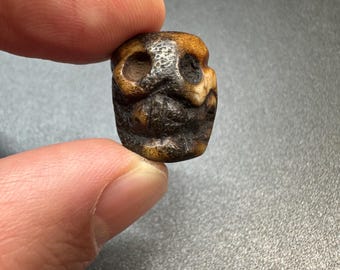 Hand-Carved Tibetan Chitipati Amulet Bead / Genuine Yak Horn / Buddhist Ritual Protection / Skull Bead Pendant