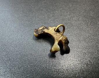 Hand Carved Yak Bone Amulet Pendant – Tibetan Style Protective Talisman Charm, Vintage Tribal Necklace Bead