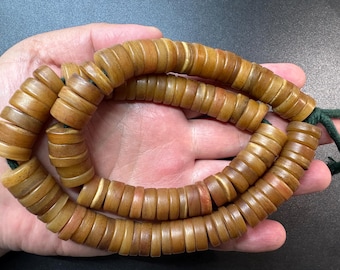 Mala tibetano de hueso de yak hecho a mano, 108 cuentas, disco de 16 mm, collar de meditación de 22 cm / Cuentas de oración budistas tradicionales Japa (J450)