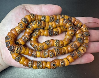 Mala de 108 huesos de yak con forma de cráneo, cuentas tibetanas Citipati, 11,5 mm, diseño de fondo de osario, collar de meditación budista, 68,5 cm (27 pulgadas)