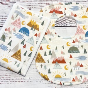 Baby Bib and Burp Cloth - Baby Bibs - Desert - Baby Shower Gift - Baby&#39;s First Gift