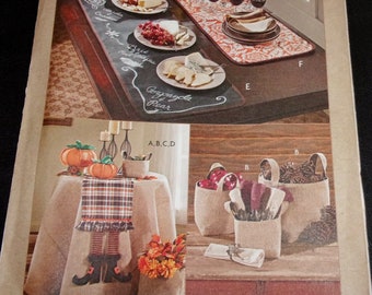 Kwik Sew Sewing Pattern K4348 Table Accessories Runners Fabric Baskets Stuffed Pumpkins Thanksgiving Harvest Halloween Home Decor Uncut FF