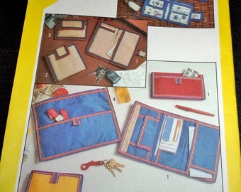 Vintage 1980's Simplicity Sewing Pattern 6230/258 Travel Accessories Wallet Change Coin Purse Zipped Cosmetic Case Notepad Holder Uncut FF