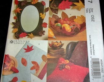 McCall's Jennifer Lokey Sewing Pattern M5947 Decorative Leaf Bowl Table Runner Placemat Pillow Autumn Fall Seasonal Harvest Decor Uncut FF