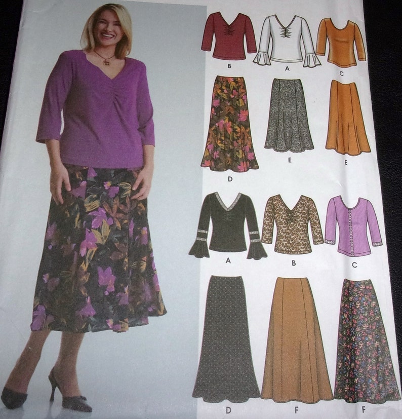 Simplicity Sewing Pattern 5469 Knit Tunic Top Flared Gored Skirt Women's Misses Plus Size Separates Coordinates 26W-32W Bust 48-54 Uncut FF image 2