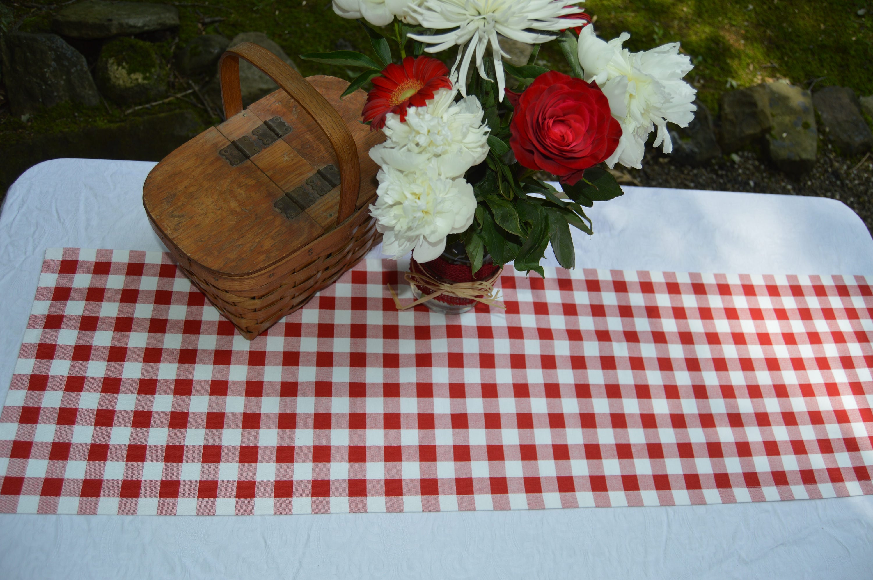 Table Runner . Red and White Plaid Table Runner . Picnic Table | Etsy