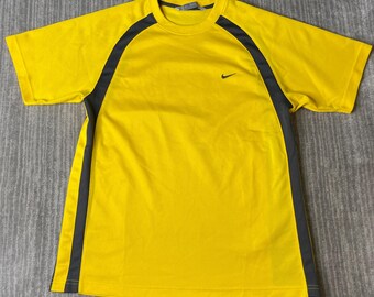 Vintage 2000s Nike Athletic Shirt – L – Yellow Gray Short Sleeve Training Top – Lightweight Y2K Activewear Tee