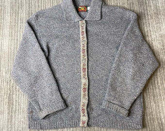 Vintage 1990s Alps Wool Cardigan – Women’s L – Gray Knit Zip Sweater – Floral Trim – Cottagecore Nordic Style