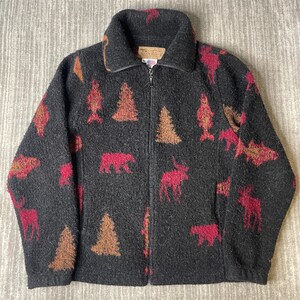 Vintage 1990s Bear Ridge Outfitters Fleece Jacket – M – Moose Bear Fish Wildlife Pattern – USA Made Cabin Lodge Full Zip Coat