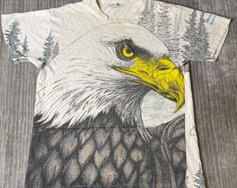 Camiseta vintage Delta Eagle de los años 90 – Talla L – Estampado integral de águila calva con motivos de naturaleza y vida silvestre – Hecha en EE. UU.