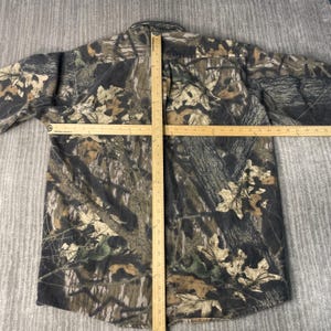 Vintage 2000s Mossy Oak Camo Shirt – L – Realtree Hunting Button Up – Outdoor Workwear – Rugged Utility Field Shirt image 6