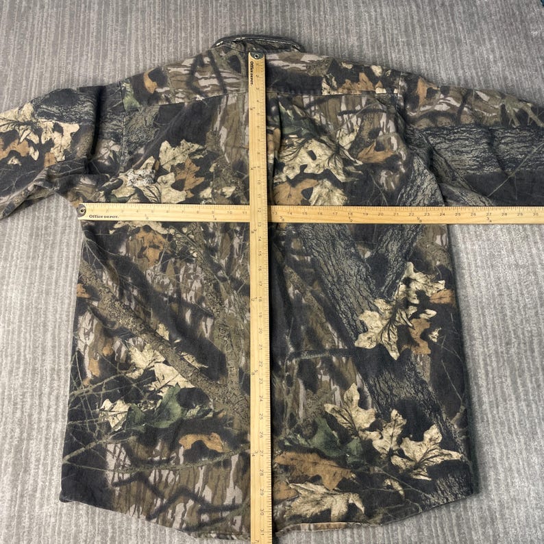 Vintage 2000s Mossy Oak Camo Shirt – L – Realtree Hunting Button Up – Outdoor Workwear – Rugged Utility Field Shirt image 6