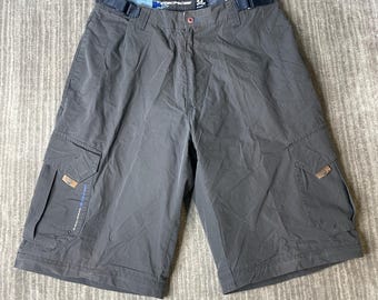 Vintage 2000s Mica Cargo Shorts – 34 – Gray Utility Hiking Outdoor Technical Skate Y2K Multi Pocket Shorts