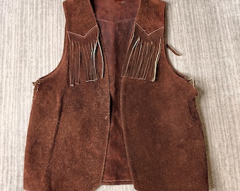 Vintage 1970s/80s Style Brown Suede Fringe Vest – Western Leather Waistcoat – Cowboy Ranch Boho Hippie Festival Layer – Size M/L