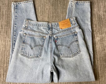 Vintage 1990s Levi’s 512 Jeans – 13 Jr S – Slim Fit Straight Leg Light Wash Denim Classic USA Style