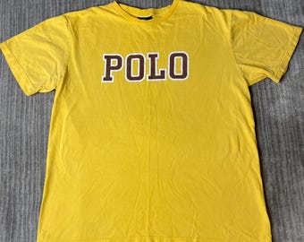 Camiseta vintage Polo Ralph Lauren de los años 2000 – Talla M – Camiseta amarilla con letras en bloque – Gráfico preppy universitario – Ropa urbana de algodón estilo Y2K
