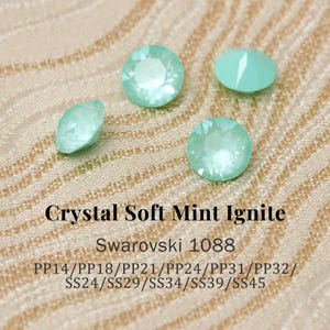 Swarovski 1088 Crystal Soft Mint Ignite 001L168I XIRIUS Chaton Pointed Back Round Stones PP14–SS45 (2–10mm) Rhinestones for Jewelry Making