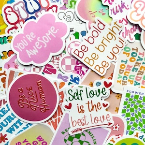 Paquete de 50 pegatinas motivacionales con frases positivas, inspiración pastel y mensajes inspiradores a prueba de agua para amigos.
