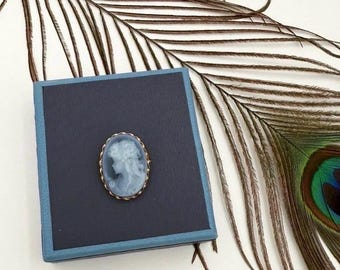 14K Gold Blue Shell Cameo Brooch Pendant Vintage Estate Fine Jewelry 1” 4g