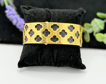 Bransoletka mankietowa Brighton Gold Tone Lattice z turkusowym emaliowanym wnętrzem