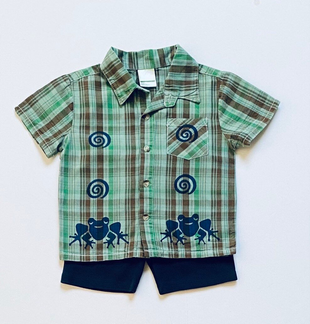 frog button down shirt