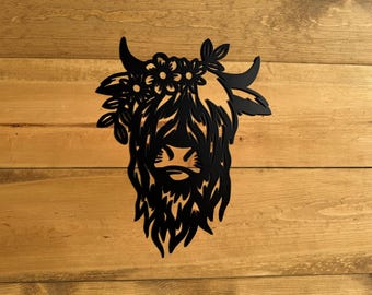 Highland Cow Metal Wall Art – Farmhouse Decor with Flower Crown