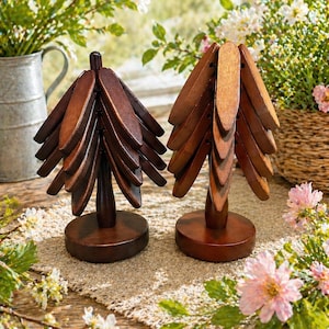 Tree-Shaped Wooden Trivets, Tree Coaster, Collapsible Holiday Decor (Set of 4)
