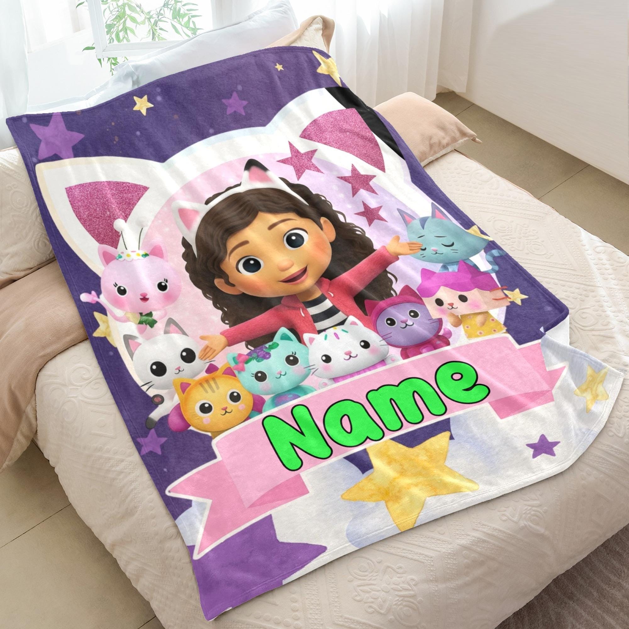 Jerry Fabrics Gabby's Dollhouse Fleecedeken met muziekmotief, 100 x 150 cm, zacht polyester, met voeten van Gabby & Pandy, super gezellig voor kinderen