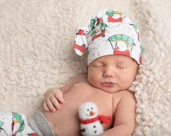 CHRISTMAS CARS: personalized newborn hat, knots hat, holiday hat, Christmas outfit, newborn hat, baby hat, hospital hat, knots, newborn pant