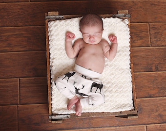WHITE & BLACK DEER: Baby name hat, newborn hat, declan hat, personalized hat, knot beanie, photography prop, name hat, knots, hospital hat