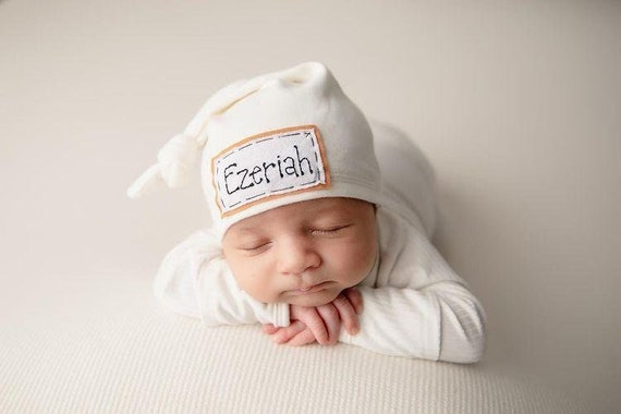 Bonnet de naissance / bonnet bébé / bonnet d'hôpital blanc avec