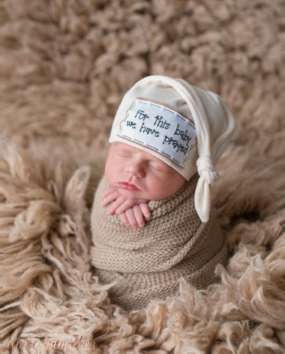 BEBÉ ORAMOS: sombrero de nombre, sombrero de nudos, sombrero de